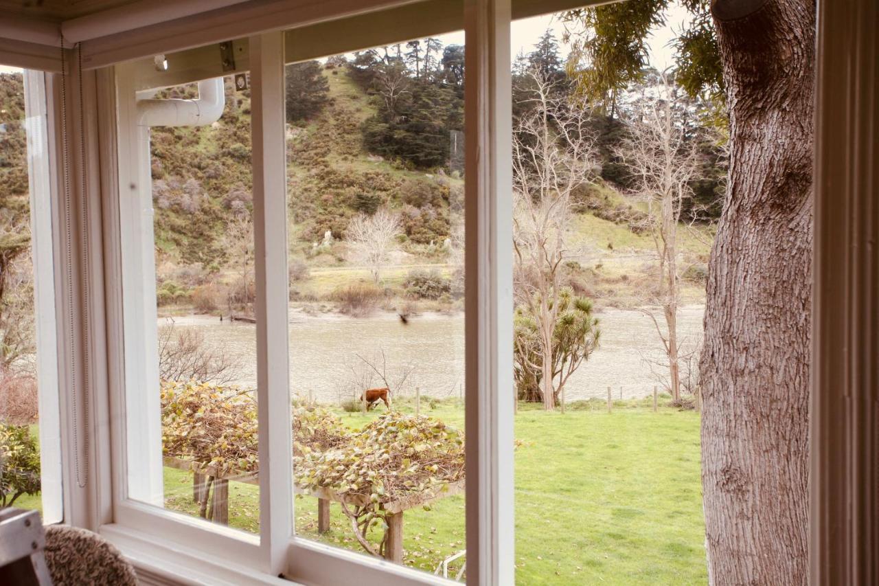 The Signal Box Whanganui Exterior foto